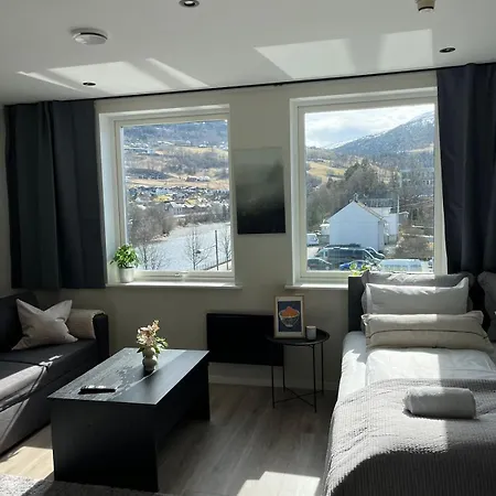 Luxury River View - Vibe - Heart Of