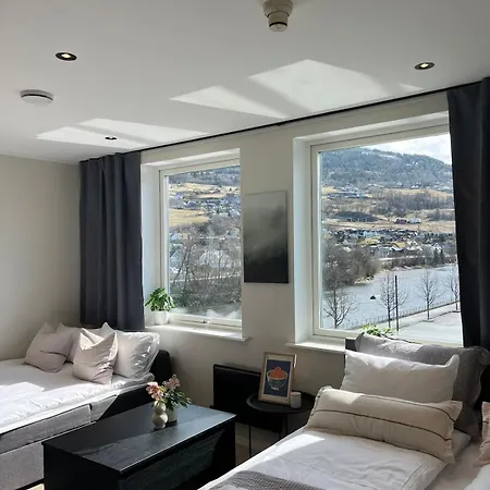 Luxury River View - Vibe - Heart Of Voss